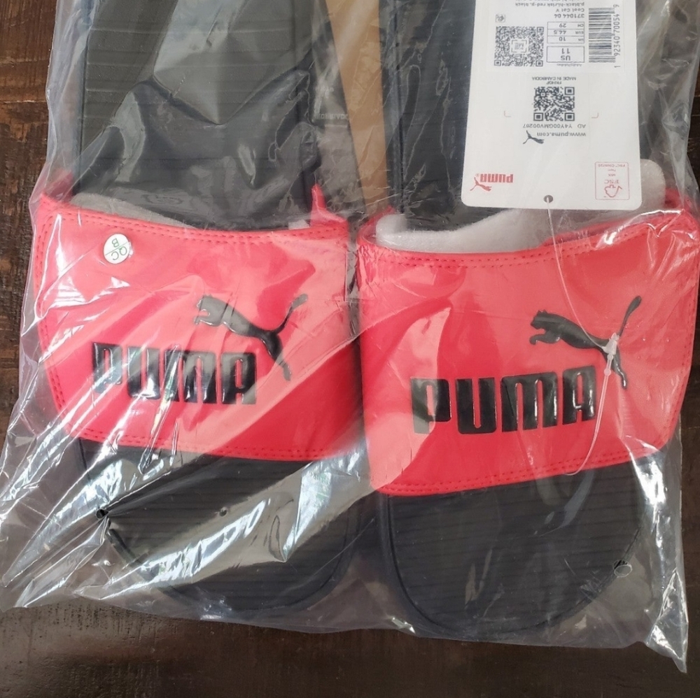 PUMA SLIDES